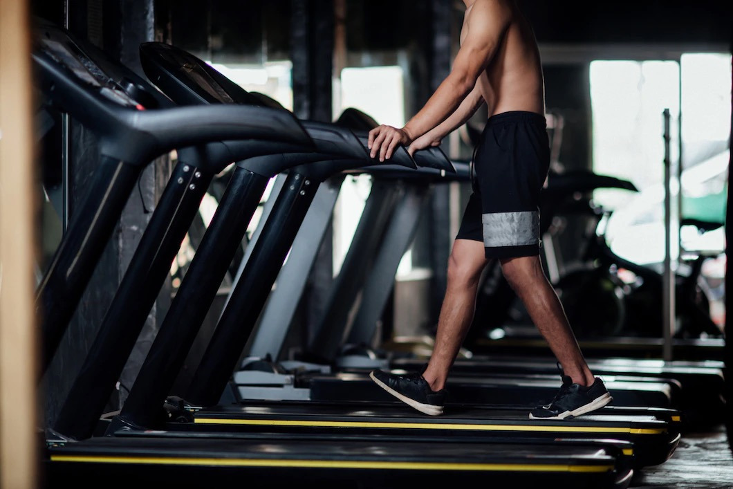 Read more about the article Is treadmill a good fitness equipment?