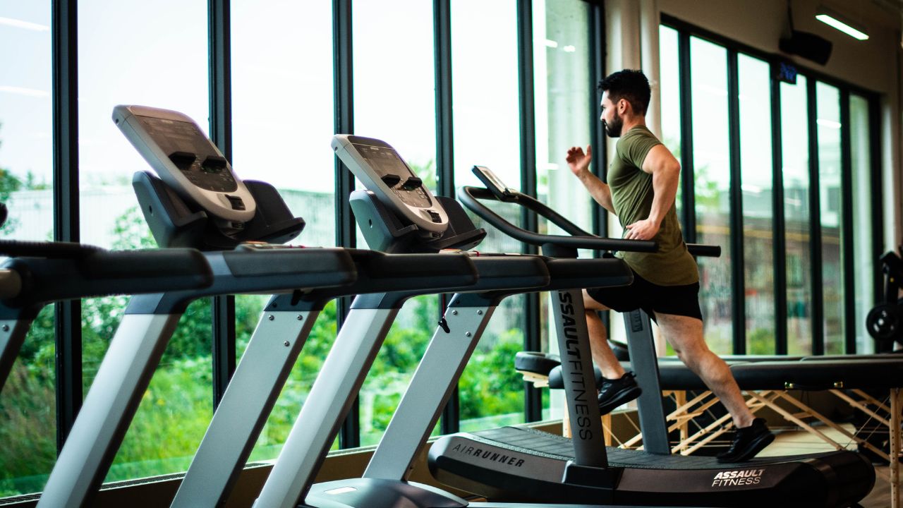 Read more about the article Best Treadmill for Home Use in India (2024)