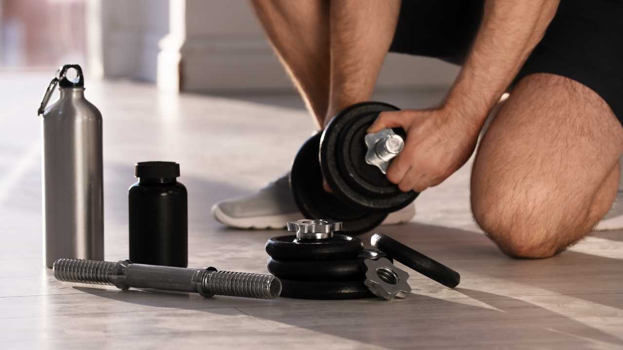 Read more about the article 10 Reasons to Buy An Adjustable Dumbbell Set