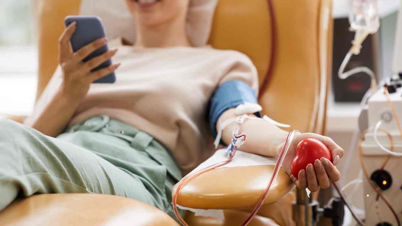 Read more about the article What to Eat Before and After Donating Blood: A Complete Guide for Indians 2025